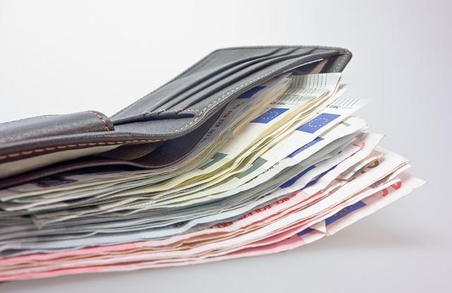 Jak jako firma snížit výplaty: 5 osvědčených tipů