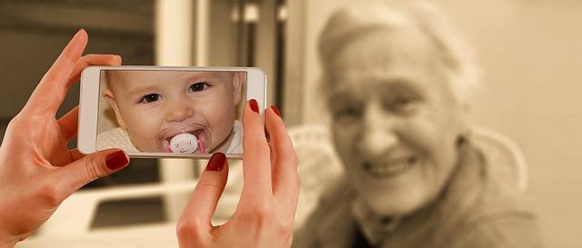Rozdíly v účinnosti mezi fotovoltaikou a solárními panely